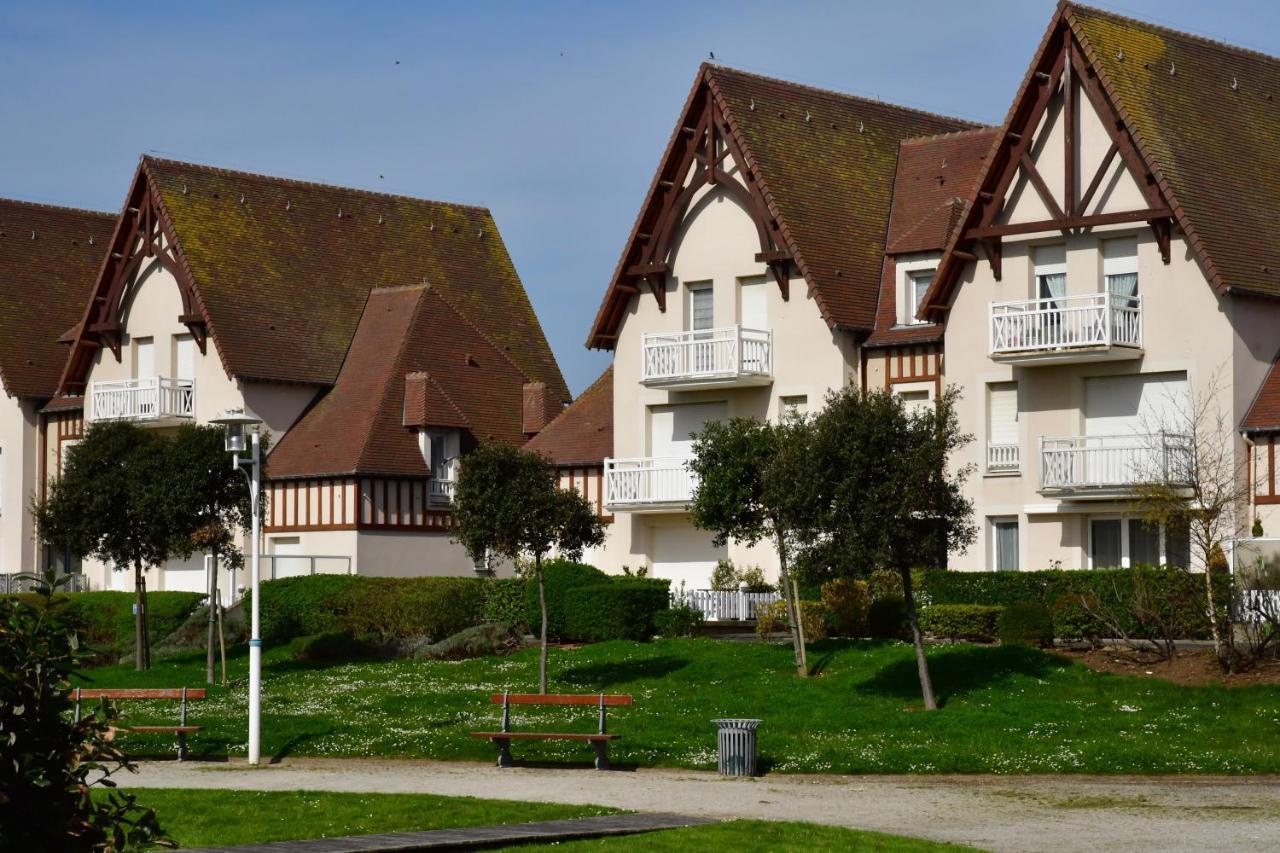Appt Lumineux - Avec Balcon A 400M De La Plage Courseulles-sur-Mer Exteriér fotografie